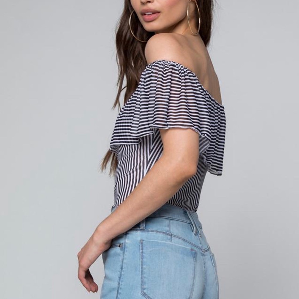 Black & White off shoulder bodysuit